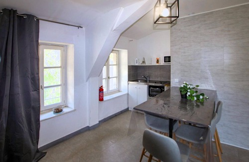 Saint-Germain-Laprade Apartment | Nice apartment in Saint-Germain-La-Prade