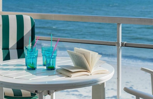 Morbihan Apartment | Nice apartment for 4 guests with WIFI, TV, terrace and pets allowed