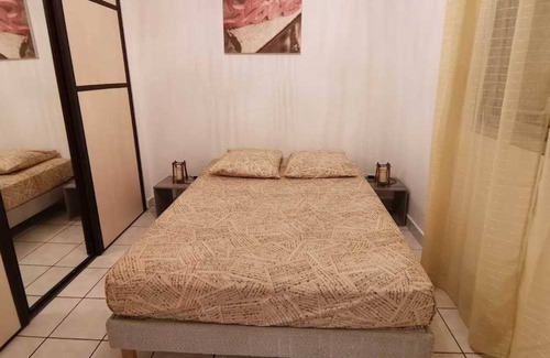 Carosse Apartment | Nice apartment close to the beach and town center (Lockaze)