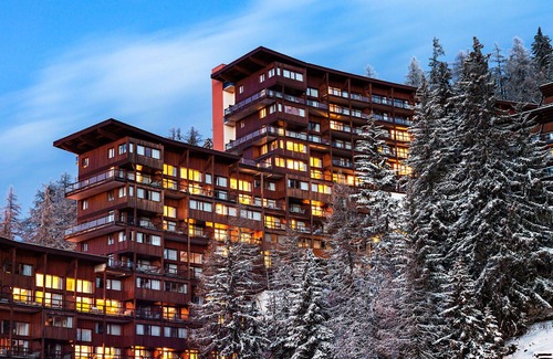Arc-1600 Apartment | Nice apartment for 6 people with pool, WIFI, TV, terrace and pets allowed
