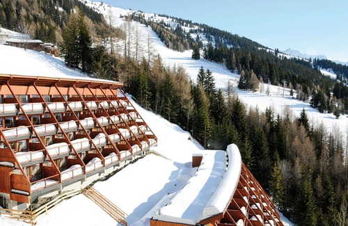 Arc-1600 Apartment | Nice apartment for 6 people with pool, WIFI, TV, terrace and pets allowed