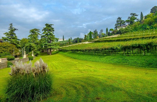 Colognola ai Colli Apartment | Nice apartment for 8 guests with A/C, WIFI, pool and TV, close to Verona