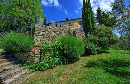 Greve in Chianti Apartment | Nice apartment for 5 people with WIFI, pool, TV and pets allowed, close to Greve In Chianti