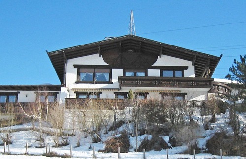 Pfons Apartment | Nice apartment for 5 people with TV, terrace and panoramic view