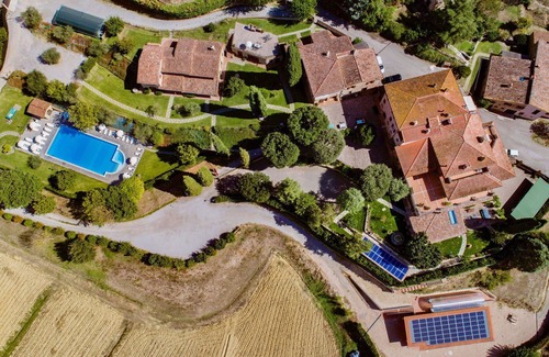 Popoltaio-Schiacciato Villa | Nice apartment in villa for 8 people with A/C, pool, WIFI, TV and patio