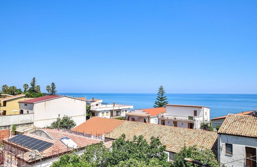 Marina di Caronia Apartment | Nice apartment in Marina di Caronia