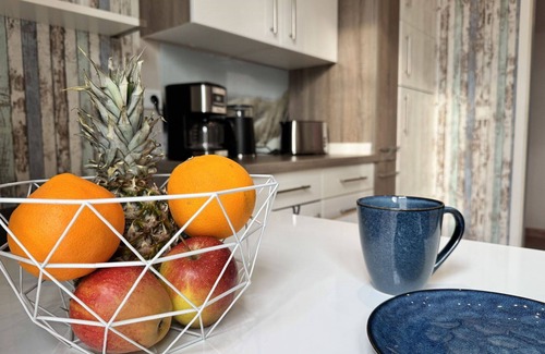 Steinheim Apartment | Nice apartment for 2 guests with WIFI, hot tub, TV, patio and pets allowed