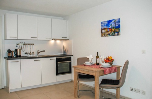 Orselina Apartment | Nice apartment for 2 guests with WIFI, TV and patio
