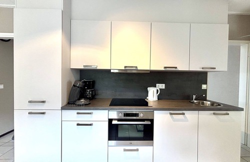 Oostkapelle Apartment | Nice apartment for 20 guests with WIFI, TV and terrace