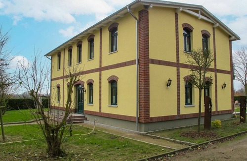 Splietsdorf Apartment | Nice apartment for 3 guests with WIFI, TV, balcony, pets allowed and parking