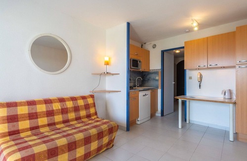 Port Cogolin Apartment | Nice apartment for 3 guests with WIFI, TV, patio and pets allowed