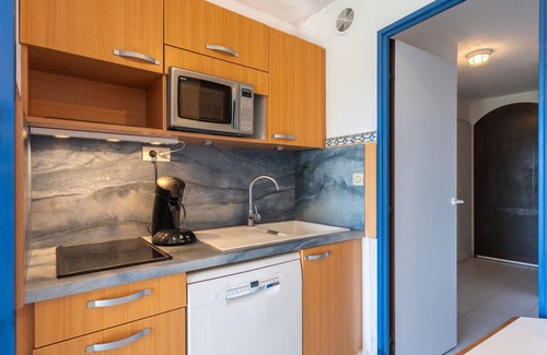 Port Cogolin Apartment | Nice apartment for 3 guests with WIFI, TV, patio and pets allowed