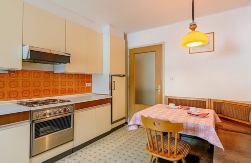 Solda Apartment | Nice apartment for 3 people with WIFI, terrace, pets allowed, panoramic view and parking