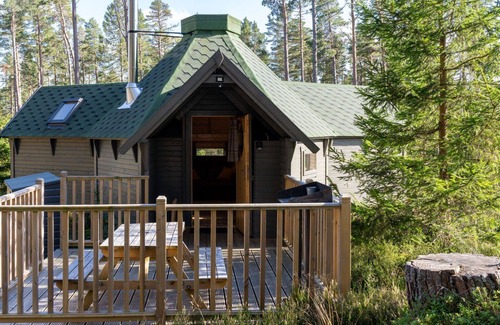 Logie Coldstone Apartment | Nice apartment for 4 guests with terrace and pets allowed