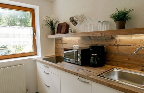 Feichten Apartment | Nice apartment for 4 guests with WIFI, TV and balcony