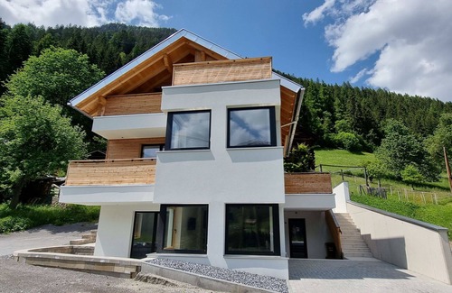 Landeck Apartment | Nice apartment for 4 guests with WIFI, TV, balcony and pets allowed