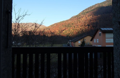 Les Posses-sur-Bex Apartment | Nice apartment for 4 guests with WIFI, TV, balcony and panoramic view
