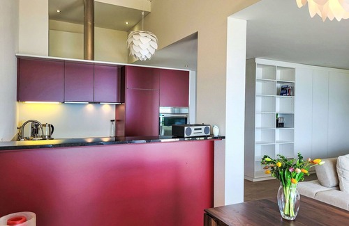 Gordola Apartment | Nice apartment for 4 people with WIFI, patio, pets allowed and panoramic view