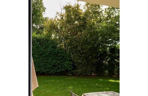 Caldonazzo Apartment | Nice apartment for 5 guests with TV, patio and parking