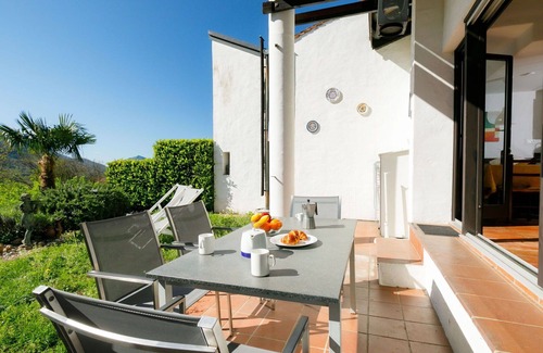 Sonvico Apartment | Nice apartment for 5 people with pool, WIFI, patio, pets allowed and panoramic view
