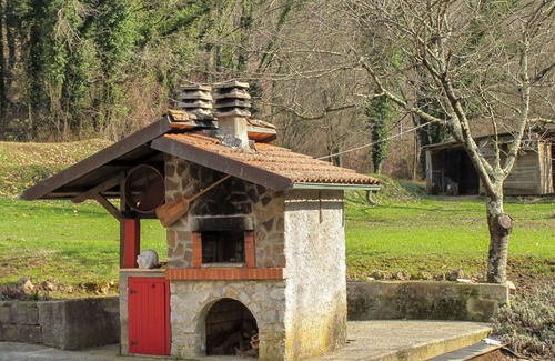 Casoli Apartment | Nice apartment for 5 people with pool, WIFI, TV and patio