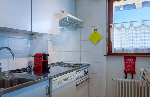 Salins Apartment | Nice apartment for 6 guests with WIFI, TV and balcony