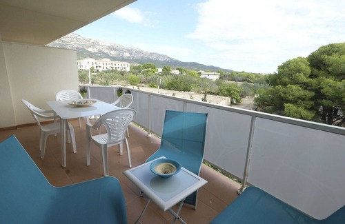 Alcanar Apartment | Nice apartment for 8 people with WIFI, A/C, pool, TV, balcony and parking