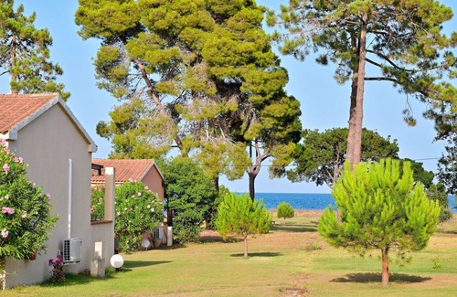 Poggio-Mezzana Apartment | Nice apartment for 8 guests with A/C, WIFI, terrace, pets allowed and panoramic view