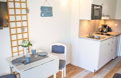 Tossens Apartment | Nice apartment for 2 people with WIFI and TV