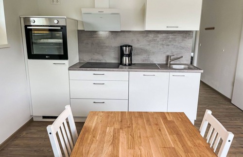 Hechthausen Apartment | Nice apartment for 4 people with WIFI, pool, TV, balcony, pets allowed and parking