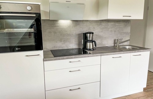 Hechthausen Apartment | Nice apartment for 4 people with WIFI, pool, TV, balcony, pets allowed and parking