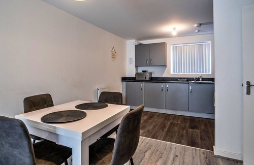 Perry Barr Apartment | Nice apartment for 3 people with WIFI