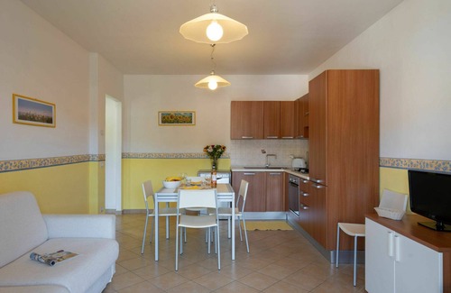 Pietrabruna Apartment | Nice apartment for 6 people with WIFI, pool, TV, patio and panoramic view