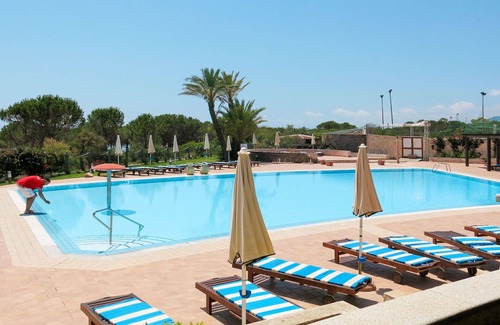 Villaputzu Apartment | Nice apartment for 2 people with WIFI, A/C, pool, TV, terrace and pets allowed