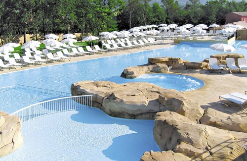 Tourrettes House | Nice apartment in villa for 6 guests with WIFI, pool, A/C, TV, patio and pets allowed