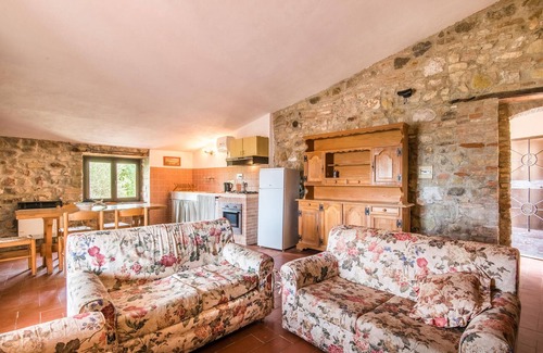 Radicondoli Apartment | Nice apartment in Radicondoli SI