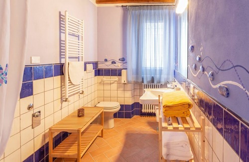 Montoro Villa | Nice apartment in villa for 3 guests with WIFI, pool, A/C, TV and parking