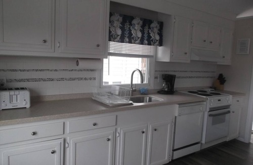 Barnegat Light Apartment | Nice apartment in Barnegat Light with 3 Bedrooms and WiFi