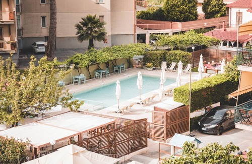 Pietra Ligure Apartment | Nice apartment in a residence