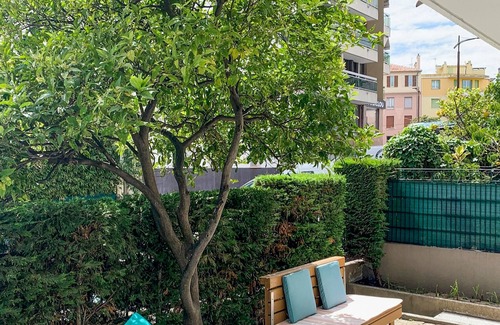 Le Cannet Apartment | Nice apartment in Le Cannet with WiFi