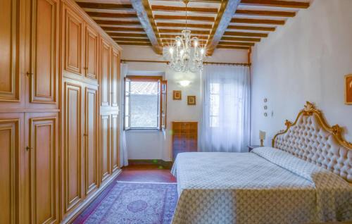 Massa Apartment | Nice Apartment In Massa E Cozzile With House A Panoramic View