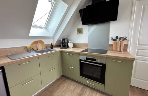 Granville Apartment | Nice apartment in the center of town