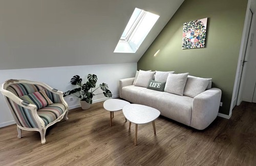 Granville Apartment | Nice apartment in the center of town