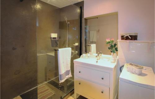 Vals-les-Bains Bed & Breakfast | Nice Apartment In Vals Les Bains