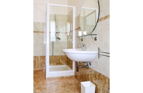 Caprarola Villa | Nice apartment in villa for 3 people with WIFI, pool, TV, terrace, pets allowed and parking