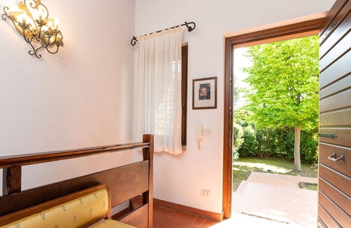Poderi Villa | Nice apartment in villa with private pool, hot tub, WIFI, TV, patio, pets allowed and panoramic .