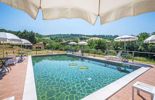 Lidarno Villa | Nice apartment in villa for 6 people with pool, WIFI, TV, patio and pets allowed