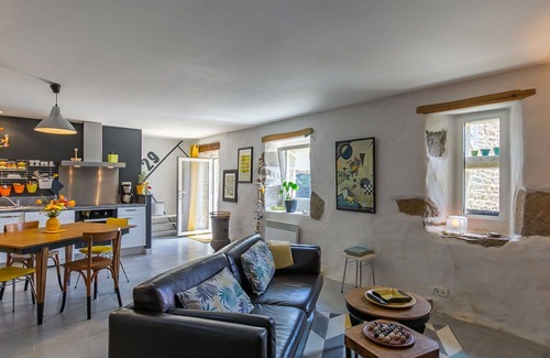 Tregunc House | Nice apartment in villa for 4 people with WIFI, TV and terrace