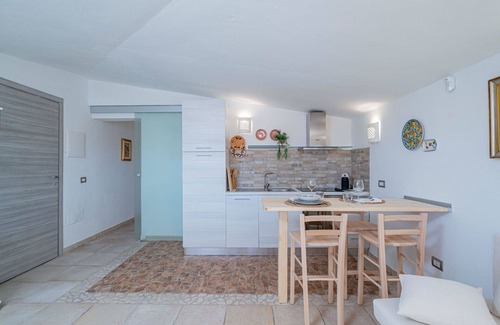 Eden Beach Villa | Nice apartment in villa for 3 people with A/C, WIFI, pool, TV and patio