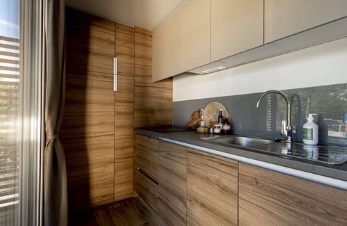 Noordoostelijk van Schaarsbergen House | Nice apartment in villa for 4 people with pool, A/C, WIFI, TV and terrace